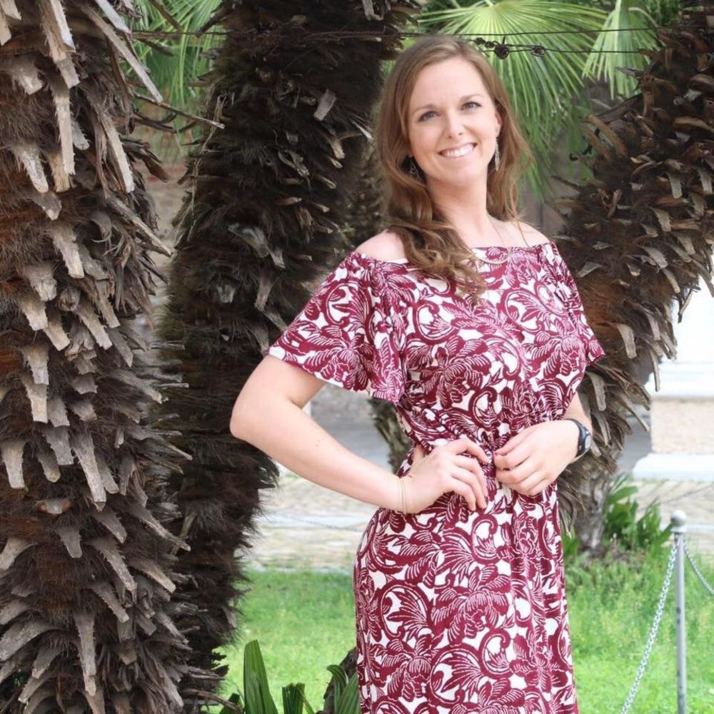 Meet your Posher, Elizabeth